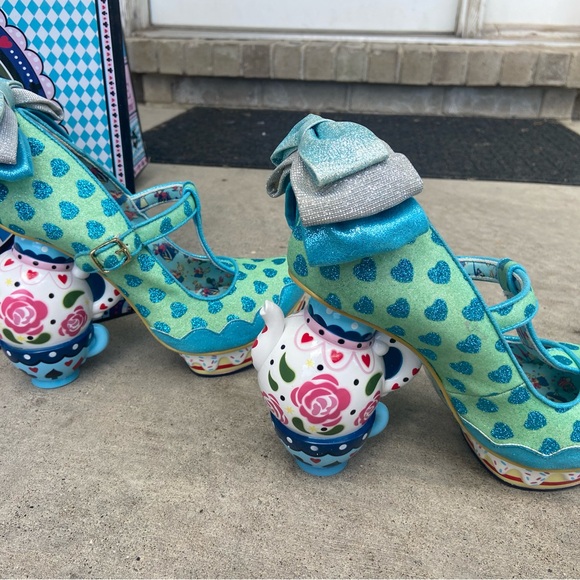 Irregular Choice Teal and Blue Heart Heels Alice in Wonderland - Picture 3 of 6